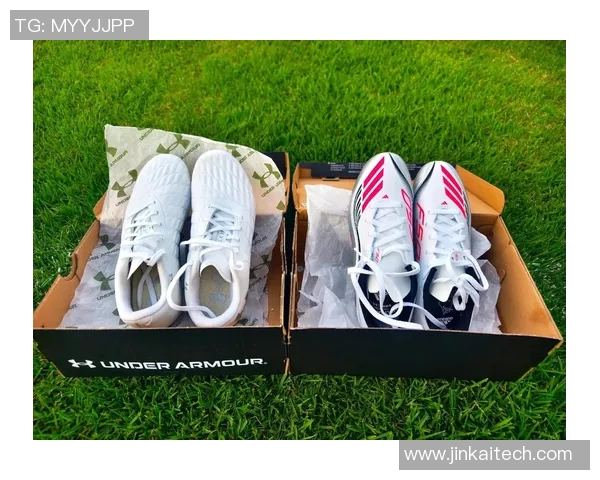 安德玛足球鞋助力球场表现提升打造你的专属竞技风格与舒适体验